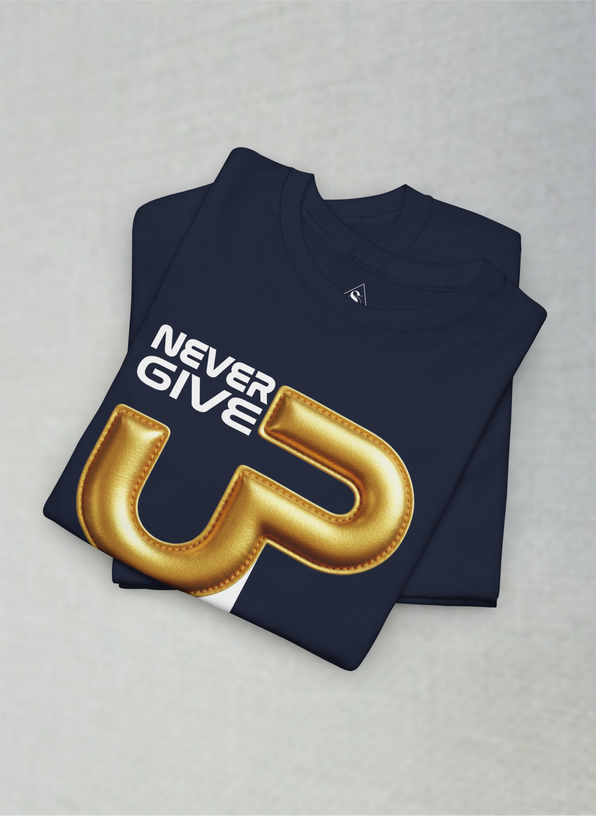 Never Give Up – Premium Gold Motivation Unisex Heavy Cotton Tee